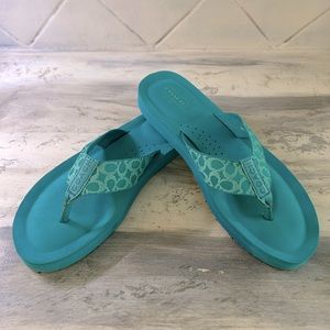 Coach Flip Flop Sandals Signature Teal Sz 8